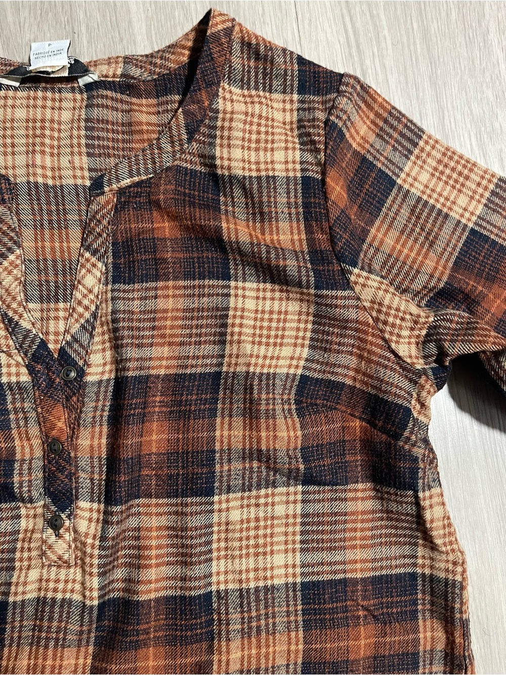 Women's Plaid Henley Tunic Top - Picture 5 of 6